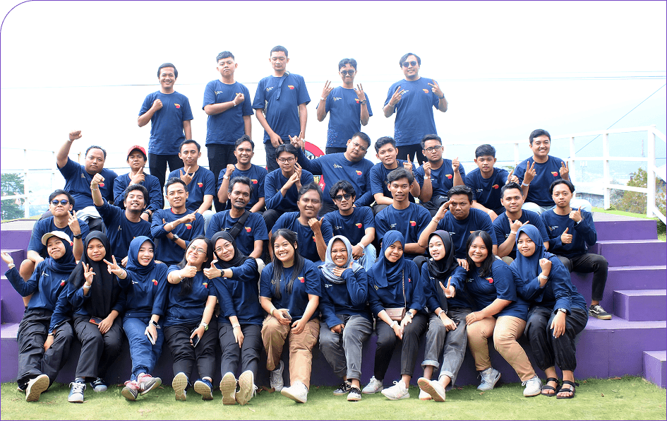 DeskTeam360 in-house team group photo.